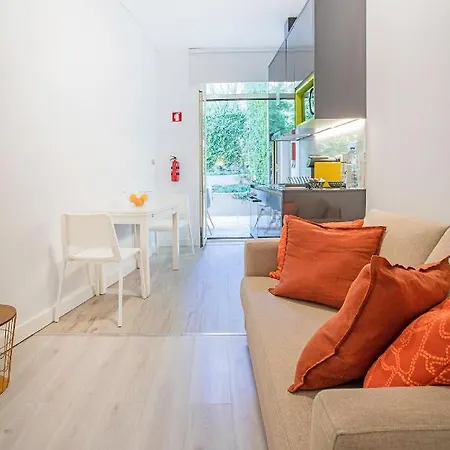 Apartment Alegria Colour